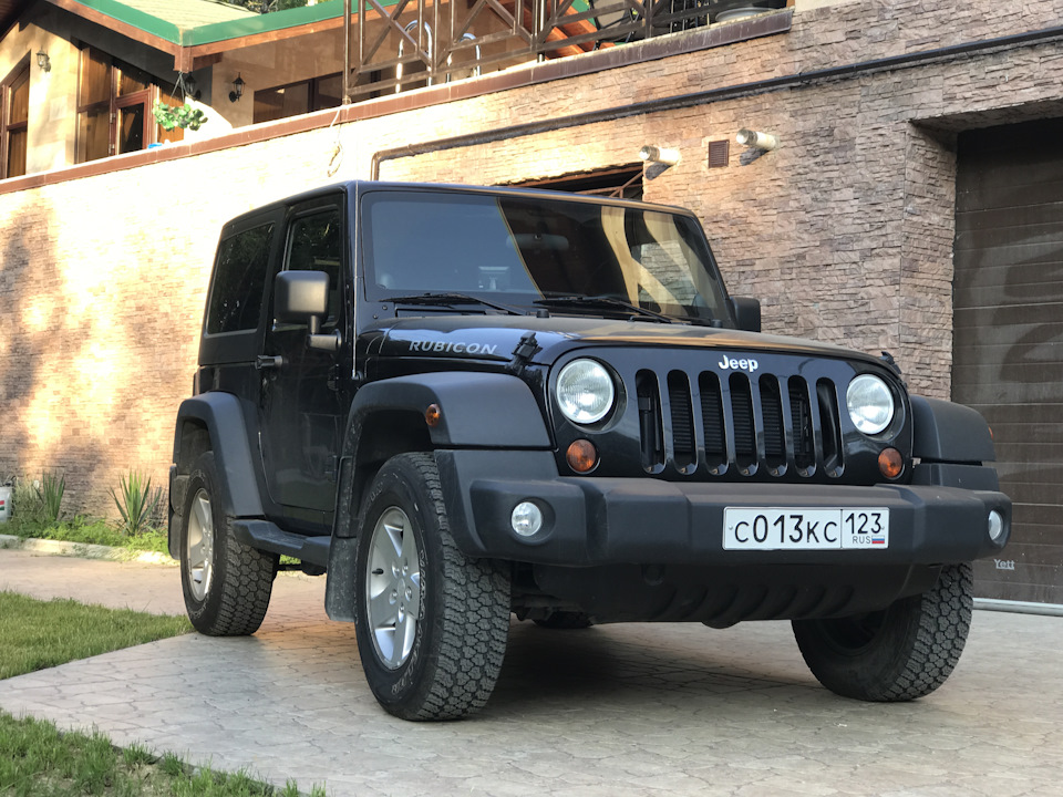 Недорогой внедорожник. Jeep Wrangler drive2. Jeep с003оа199. Jeep Wrangler злой.