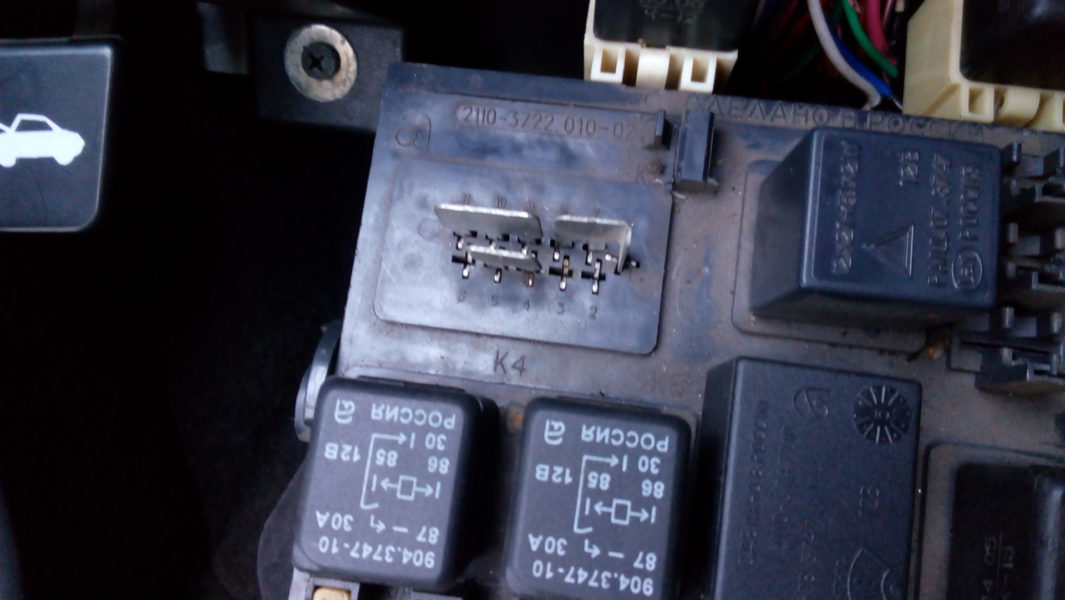 Автомобили ВАЗ 2115 и 2114 — диагностика и ремонт реле контроля ламп