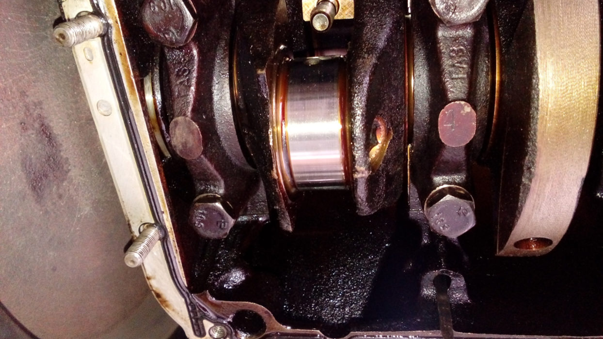 Как заменить вкладыши коленвала не снимая двигатель?