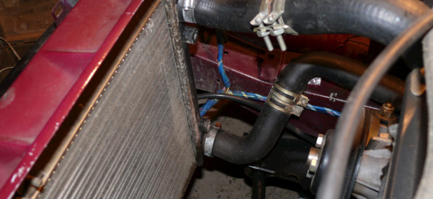 Радиатор охлаждения двигателя ваз 2106