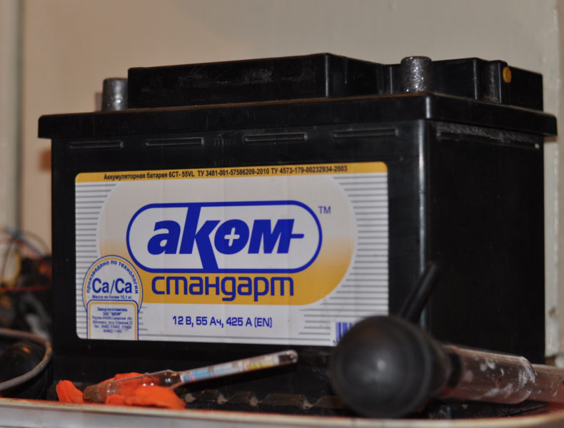 Аккумуляторная батарея Аком — инструкция по зарядке, модельный ряд