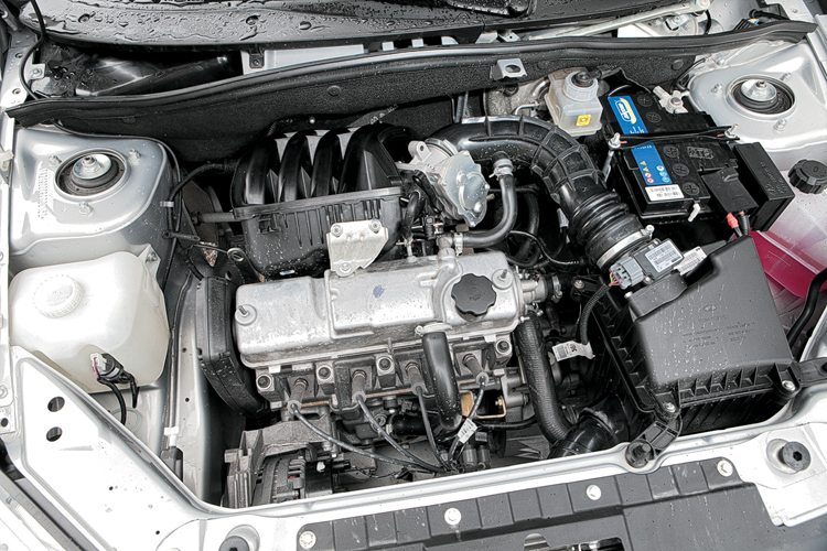 Двигатель ВАЗ 21116 (11186)