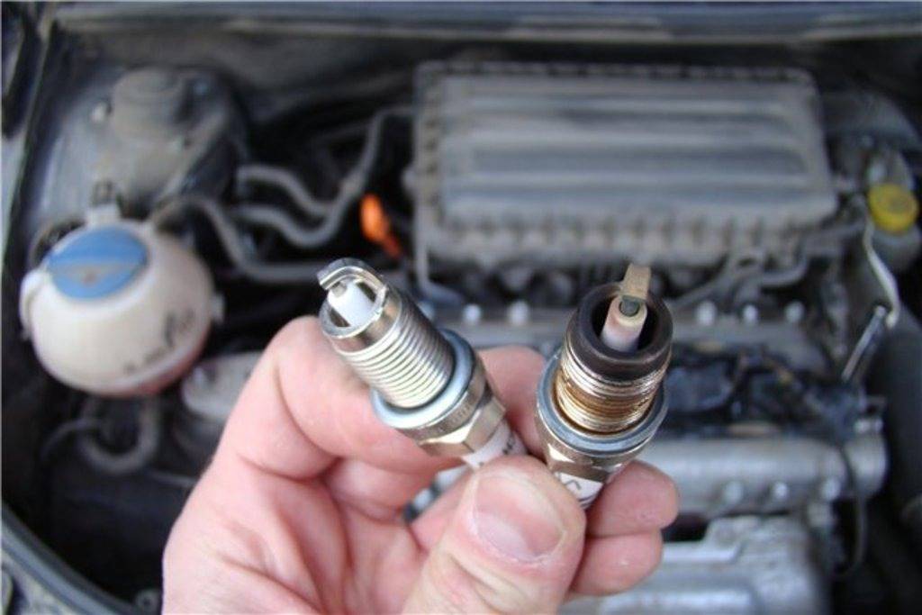 Почему заливает свечи на двигателе — решение проблемы