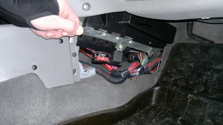 Порядок замены реле бензонасоса на Ладе Калине