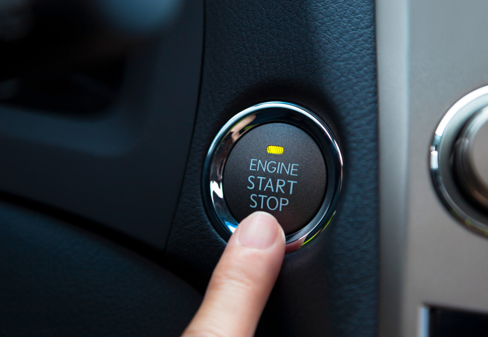 Как завести автомобиль с кнопки Старт Стоп?