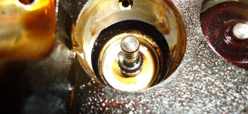 Порядок диагностики дымления двигателя автомобиля