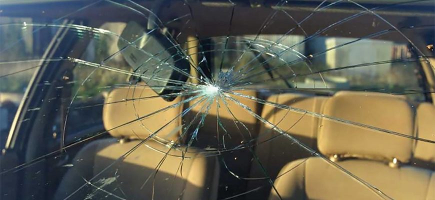 Можно ли отремонтировать лобовое стекло - способы устранения трещины