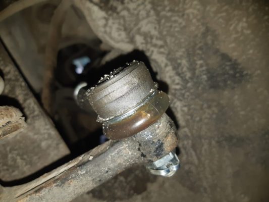 Диагностика и порядок замены рулевых наконечников на ВАЗ 2114